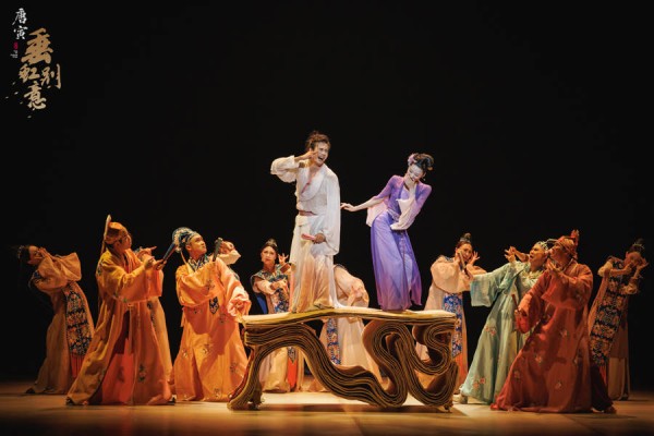 《垂虹别意·唐寅》《牡丹亭》两台大戏首秀申城,传统文化热烈“迎新”