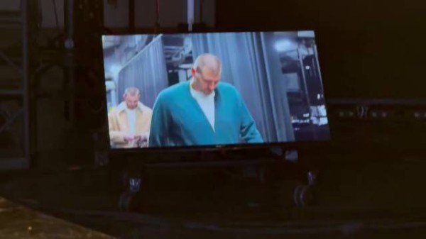 没有大碍！约基奇可以自己走路进场馆啊！