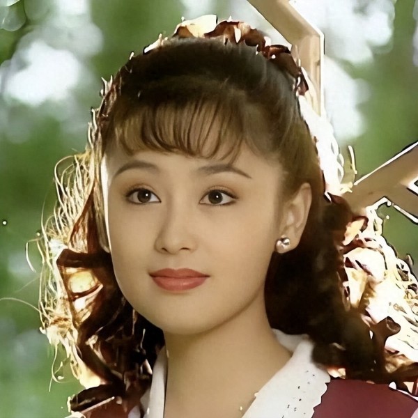 陈红：怒怼琼瑶，逼退倪萍，人到中年却两次被儿子丈夫“连累”！