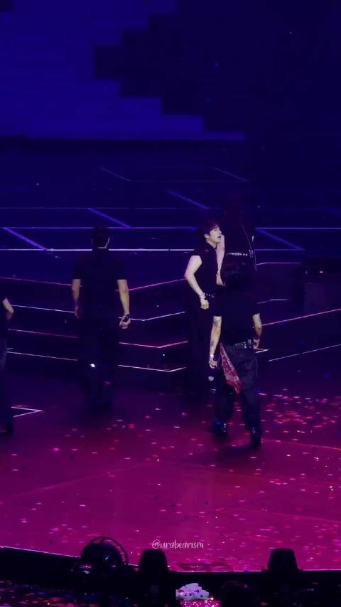 原来圭贤把云哥抱回来跳A-cha Cr:urabearism