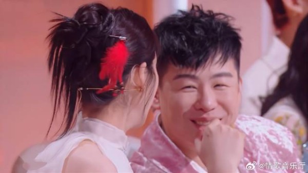 张碧晨点评姚琛,被胡彦斌八卦,立马回怼:你管呢!