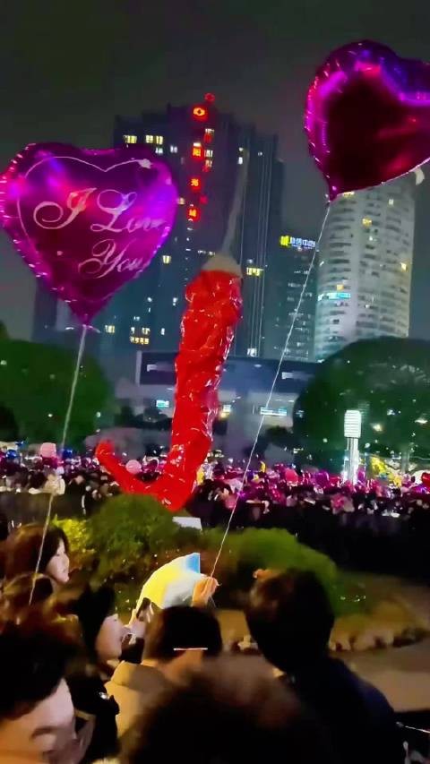 因为歌好听,所以配了张图一路生花