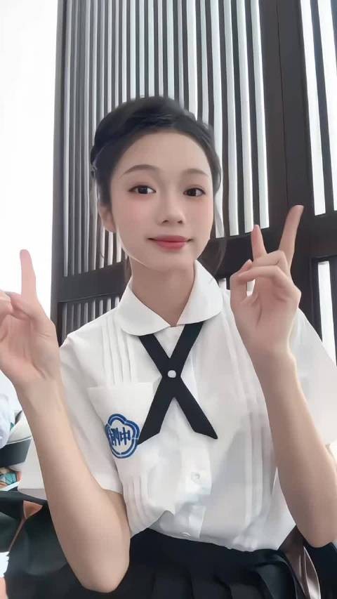 新人演员彭可依发文称初遇令人心动