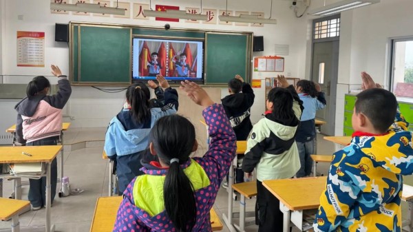 西安市灞桥区东李小学红