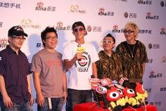 2007粤港十年·网娱盛典后台明星专访实录(图)