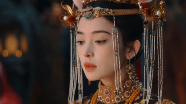 陆江来大婚缺席荣善宝婚礼,玉茗茶骨双平台开播