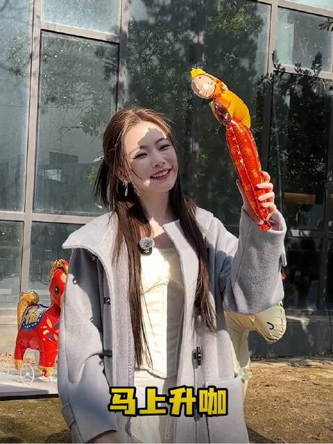 陈卓璇的闺蜜是事业粉