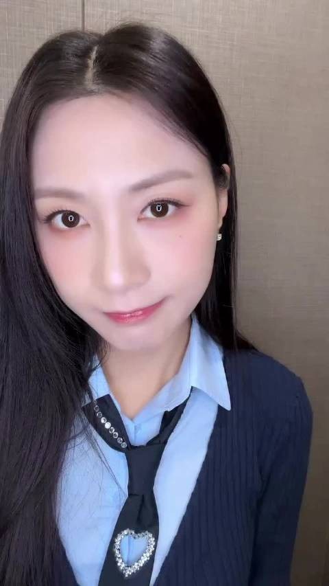 Apink夏荣官方视频更新，预告1月5日回归新专