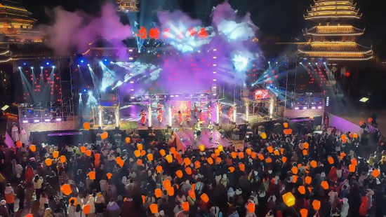 （长沙方特东方神画“国潮跨年夜”主题活动人气爆棚）