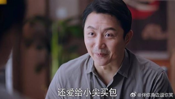 李海謿约会贺梅,细节处见真心,不料都被店员录下
