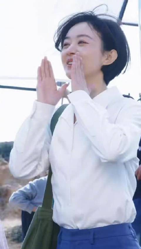 赵丽颖《小城大事》饰李秋萍,元气满满建城不服输