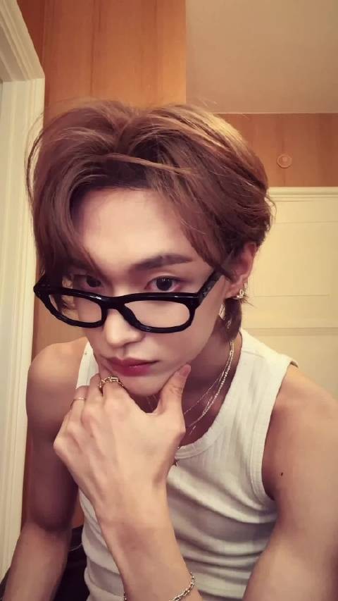 朴元彬 meet in the middle  .