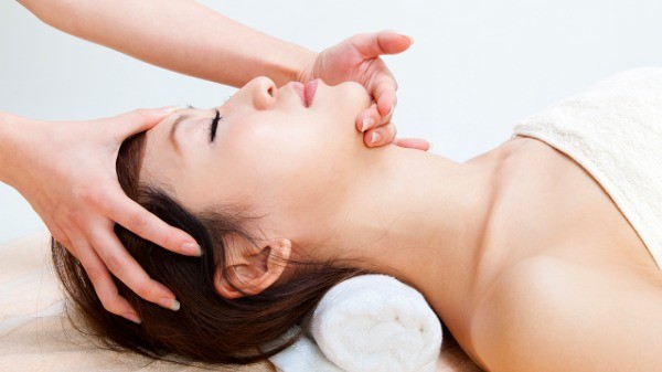 女性皮肤美白的食物 日常护肤小方法