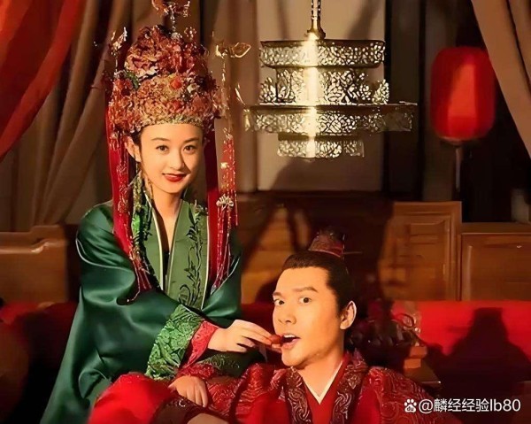 冯绍峰绯闻再起,事业转型威尼斯电影节引热议