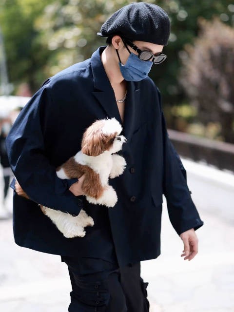 哎呦每次都要被呆呆在空中不停刨啊刨的小爪爪给萌晕了