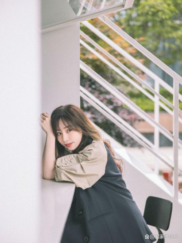 内娱流行考古，老梗新梗频出，网友：是要开始文艺复兴了吗？