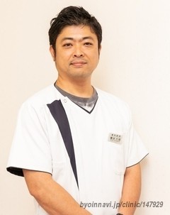 たかもり歯科医院の院長先生の写真