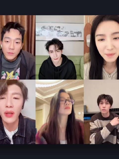 卢昱晓模仿代旭推眼镜传神,轧戏直播欢乐不断