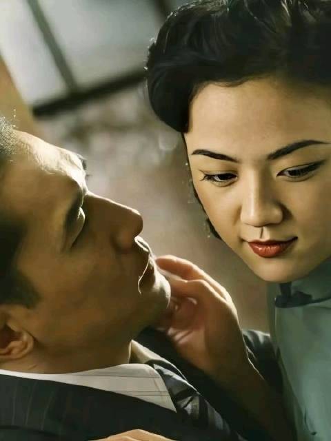 戛纳重播《色戒》删减片段引争议，汤唯再陷风波