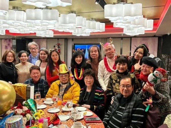 TVB欢乐今宵元老级主持杜平逝世，回顾其经典剧集与演艺生涯