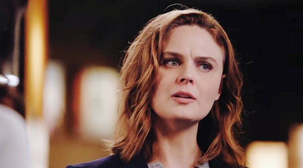 高分悬疑推理美剧《识骨寻踪》216