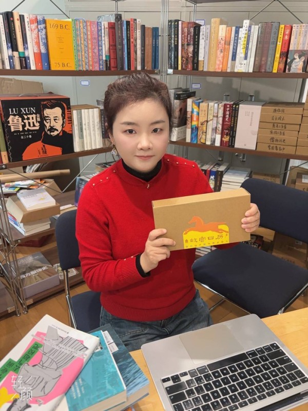 直播现场，图源张杰