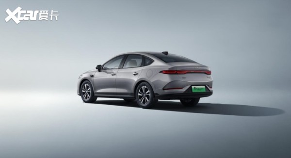 比亚迪秦插混新车型发布，家族再添新成员