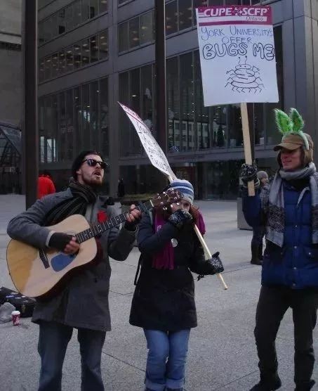 英语口语 | 用“fashion"形容时髦,也太土了吧!