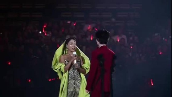 吉克隽逸称抢到陈楚生合作如获胜,笑言众歌手争抢