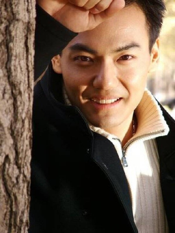 李乐：父亲是乒坛美男子，被誉为非常帅气霍去病，却在当红时隐退