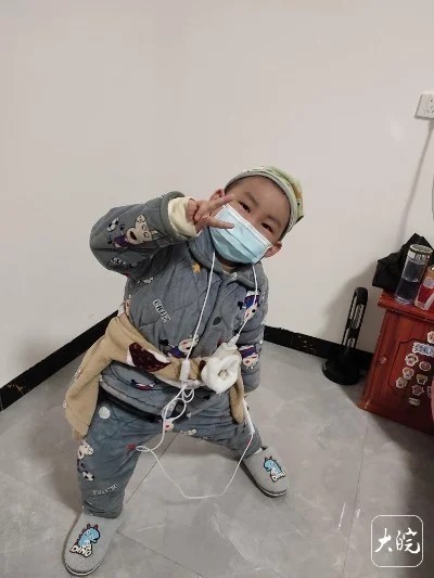 10岁抗癌男孩病情恶化,爸爸婉拒捐款:不想再消耗爱心