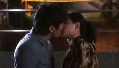 《喜剧之王》4大经典片段，“我养你啊”不算啥，看到图4我哭了！