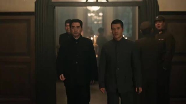 大决战：副主席看到戴笠后，主动过去找他，跟他表明自己立场！