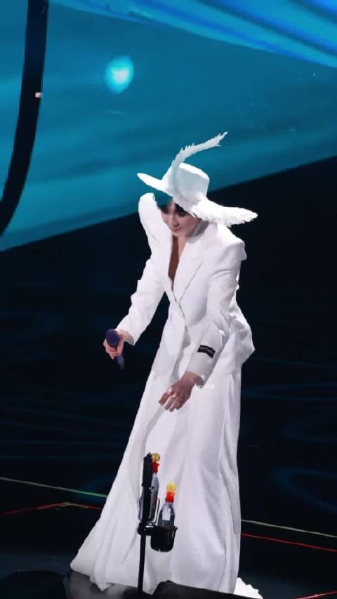 刘宇宁称国民度提升,演唱会引热议