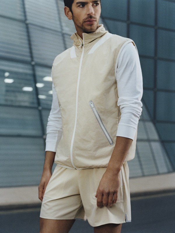 RECYCLED POLYESTER PERFORMANCE PARKA