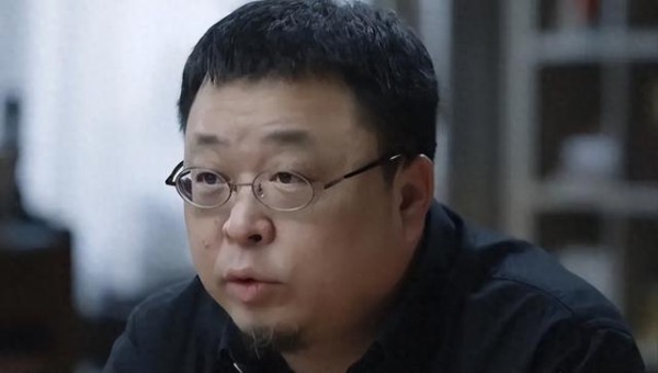 罗永浩，鞠躬道歉，中年危机？