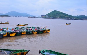 舟山游记图文-从杭州到舟山，来一场三毛寻根文化之旅（杭州大蔸、定海、三毛祖居、南洞艺谷、钱江新城2日游）