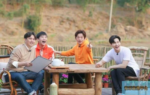 目前最火的十大综艺，综艺节目排行榜前十名