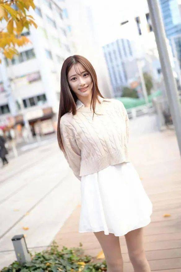 日本新晋女神！身高173超模气质，明星脸让人一见倾心！