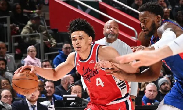 快船锋线新秀近况堪忧，攻防表现均未达预期