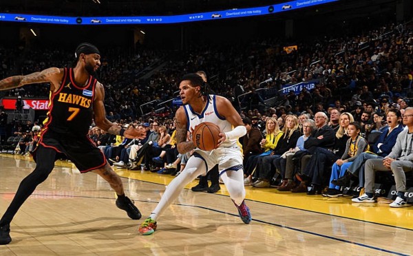 勇士新秀后卫近况堪忧，表现陷入低谷难以自拔