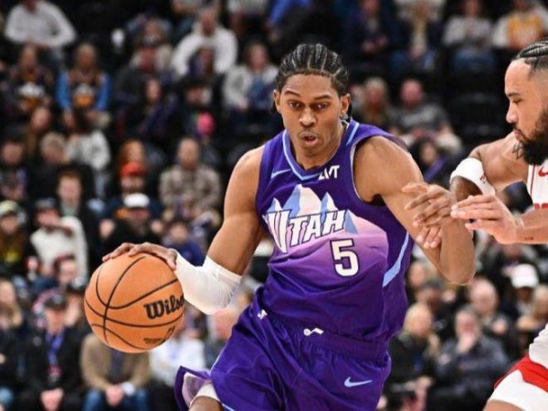 菜鸟赛季结束！24届选秀前十表现怎么样？仅3人超10分，两人要水