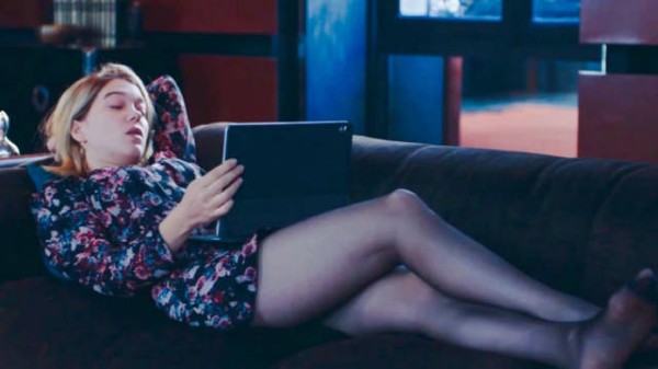 法国第一美女主播不堪<a target=