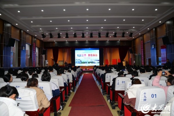 烟台120开展“急救知识进校园”活动 近2000名师生同上“生命必修课”