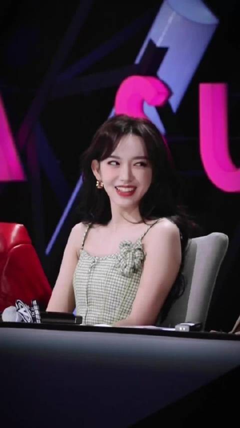 程潇不愧是人间芭比,生图都那么美 期待新剧《大梦归离》