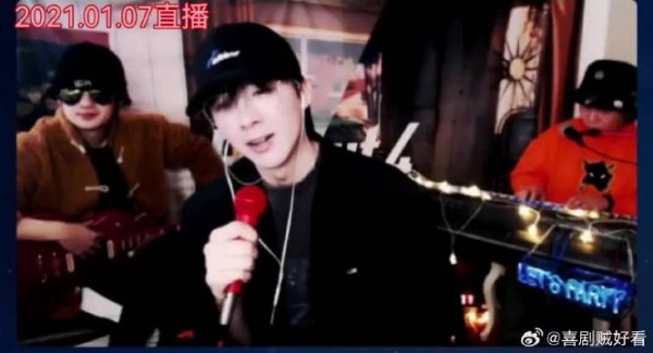 “给大飞哥一个C位机会！”宁哥直接厕所遁，笑死！大飞一开口弹幕炸了