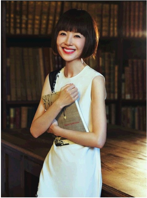 “我对故事有充沛的好奇”