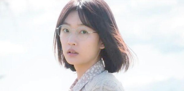 娱乐事件发酵：从街头小便到剧组争执的多面探讨