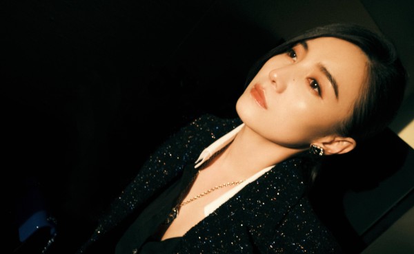 宋佳专访：每一个女性，都可以盛放最美的自己