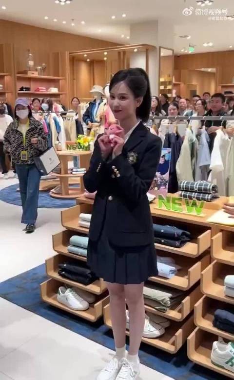 陈都灵现在的状态犹如早期的刘亦菲又仙又美